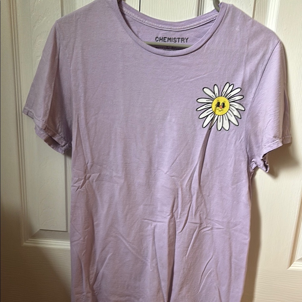 Chemistry Light Purple Tee with Smiling Daisy
